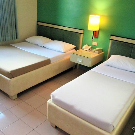 New Dawn Pensionne House Cagayan de Oro Bagian luar foto