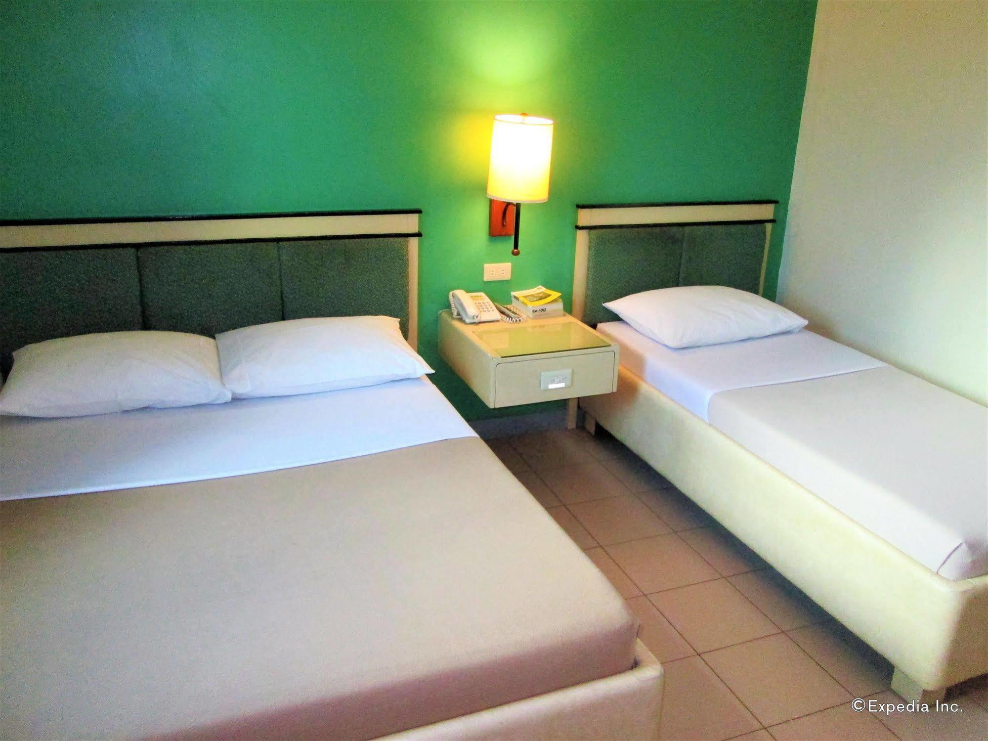 New Dawn Pensionne House Cagayan de Oro Bagian luar foto